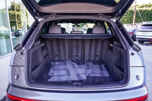 Thumbnail: 2022 Audi Q5 - 27