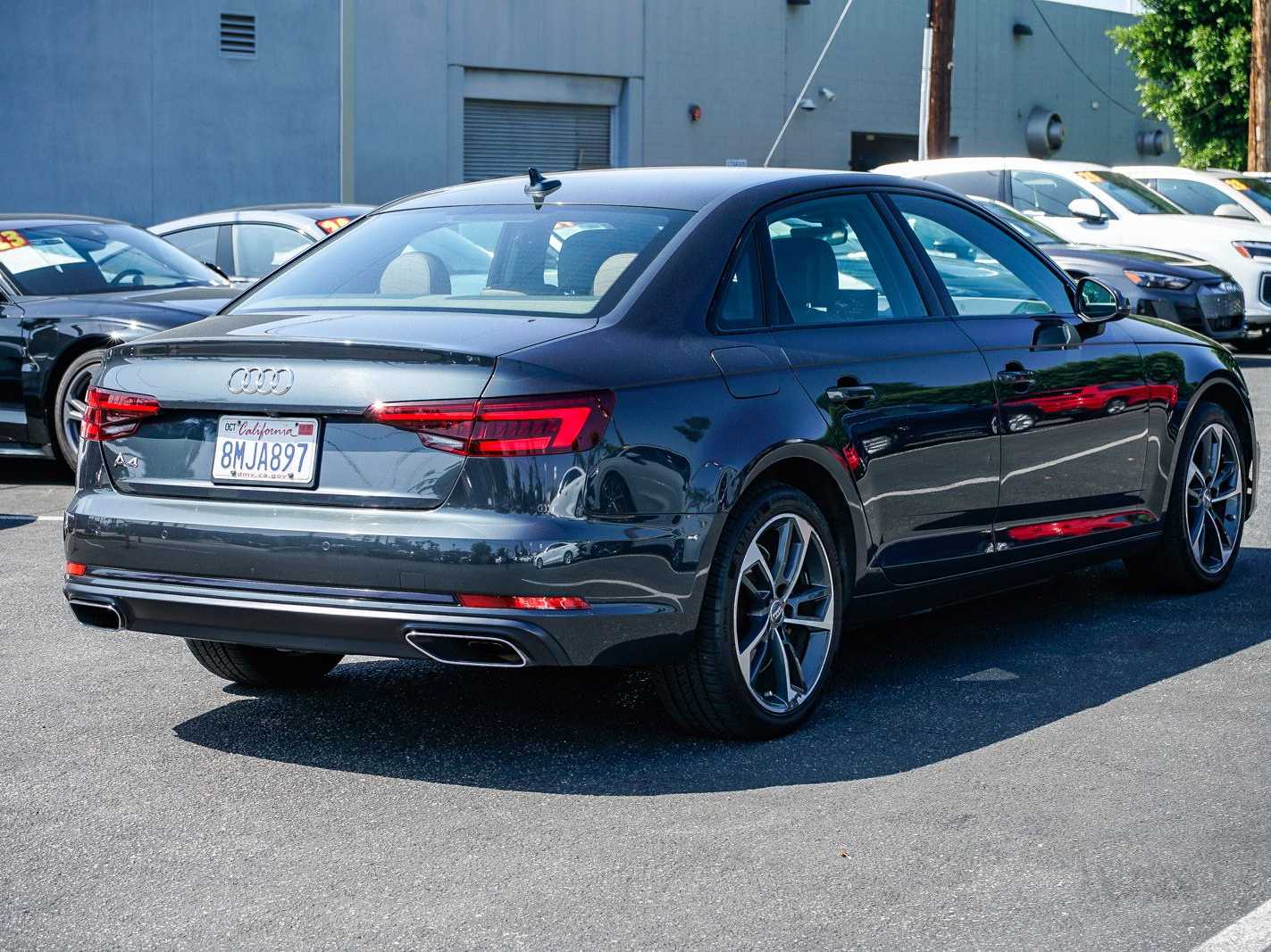 Thumbnail: 2019 Audi A4 - 4