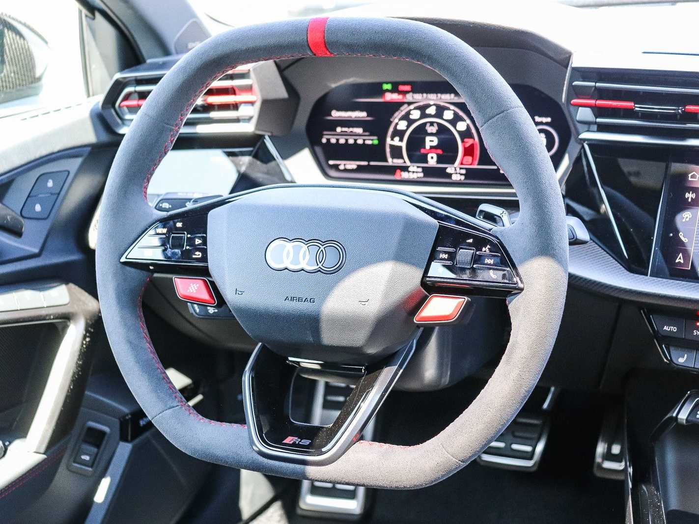 Thumbnail: 2026 Audi RS 3 - 18
