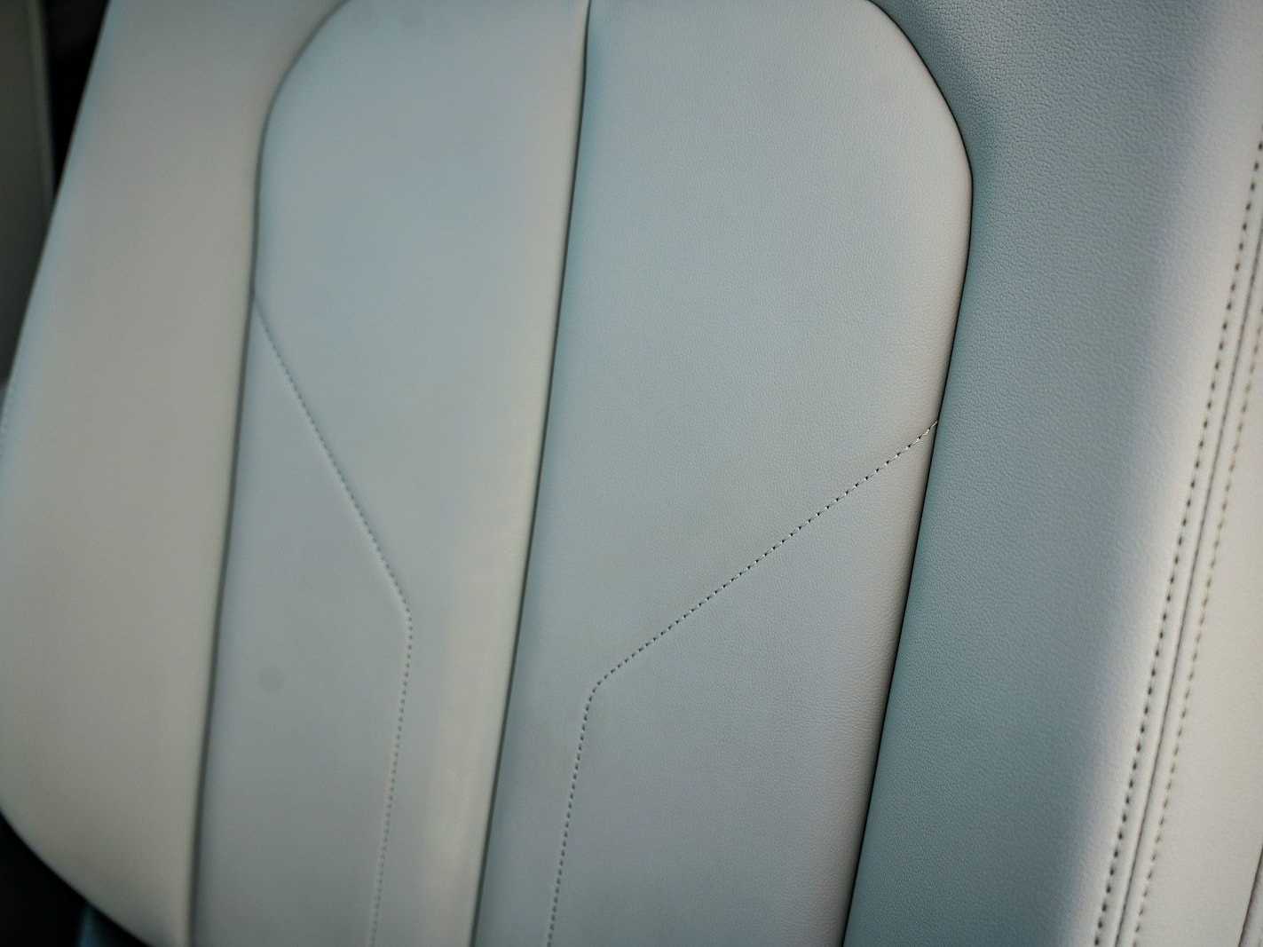 Thumbnail: 2025 Audi Q3 - 25