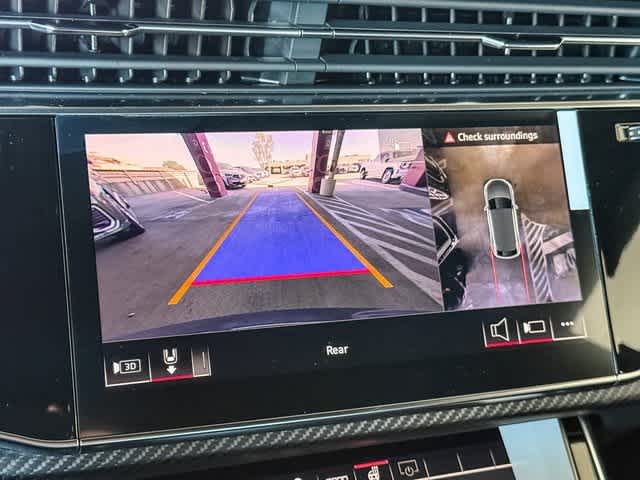 Thumbnail: 2026 Audi SQ8 - 25