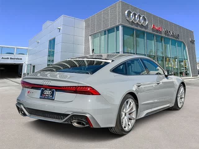 Thumbnail: 2026 Audi RS 7 - 4