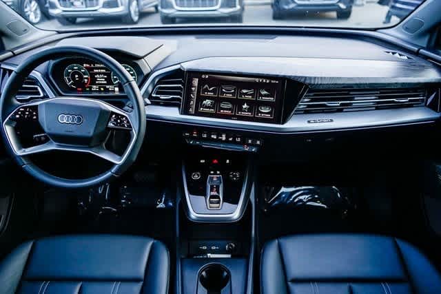 2024 Audi Q4 e-tron Sportback Premium Plus 12
