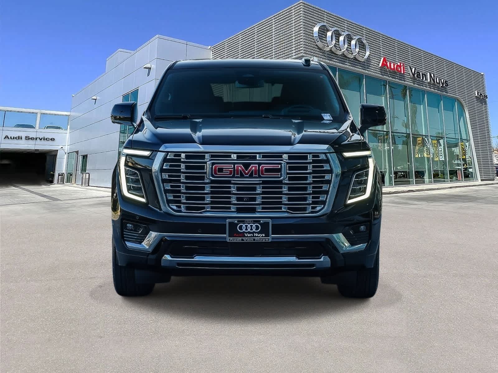 Thumbnail: 2025 GMC Yukon XL - 2
