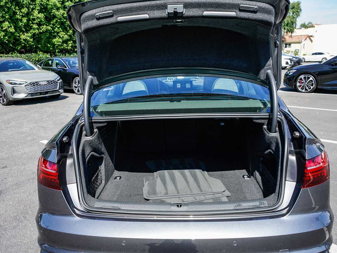 Thumbnail: 2023 Audi A4 - 27