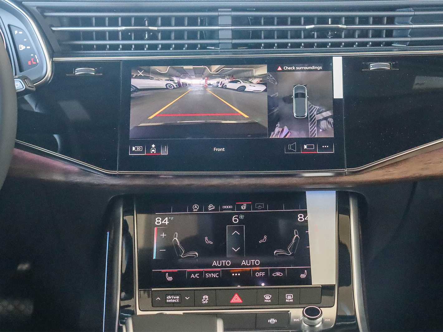 Thumbnail: 2026 Audi Q7 - 14