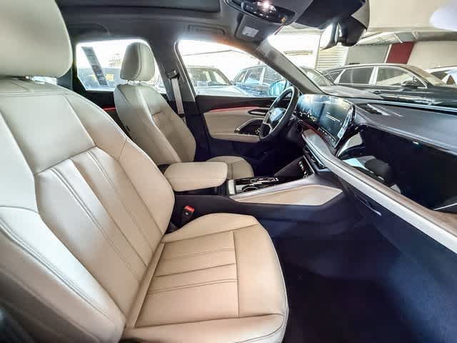 Thumbnail: 2025 Audi Q5 - 17