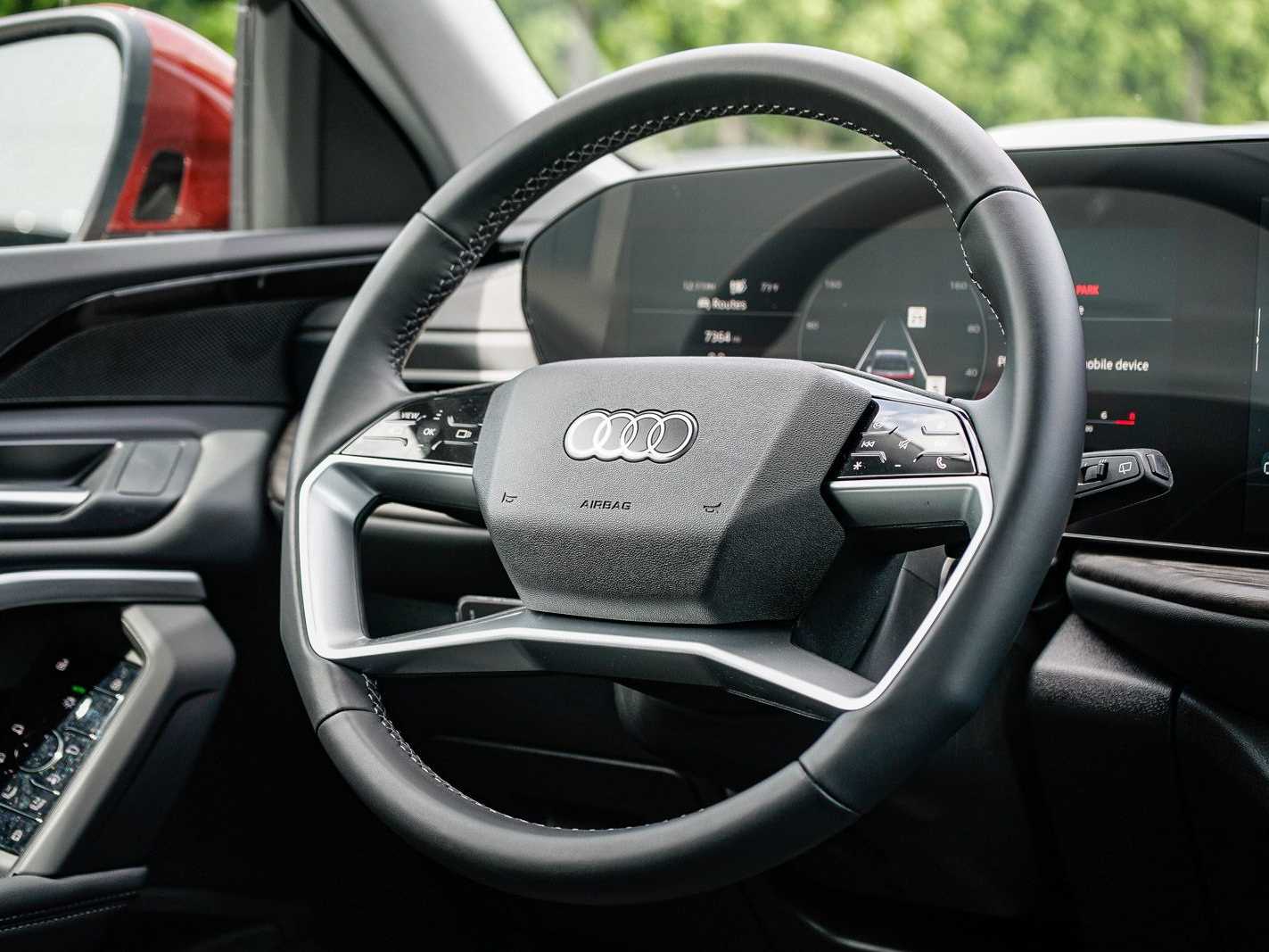 Thumbnail: 2025 Audi Q5 - 15