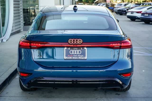 Thumbnail: 2025 Audi e-tron S - 3