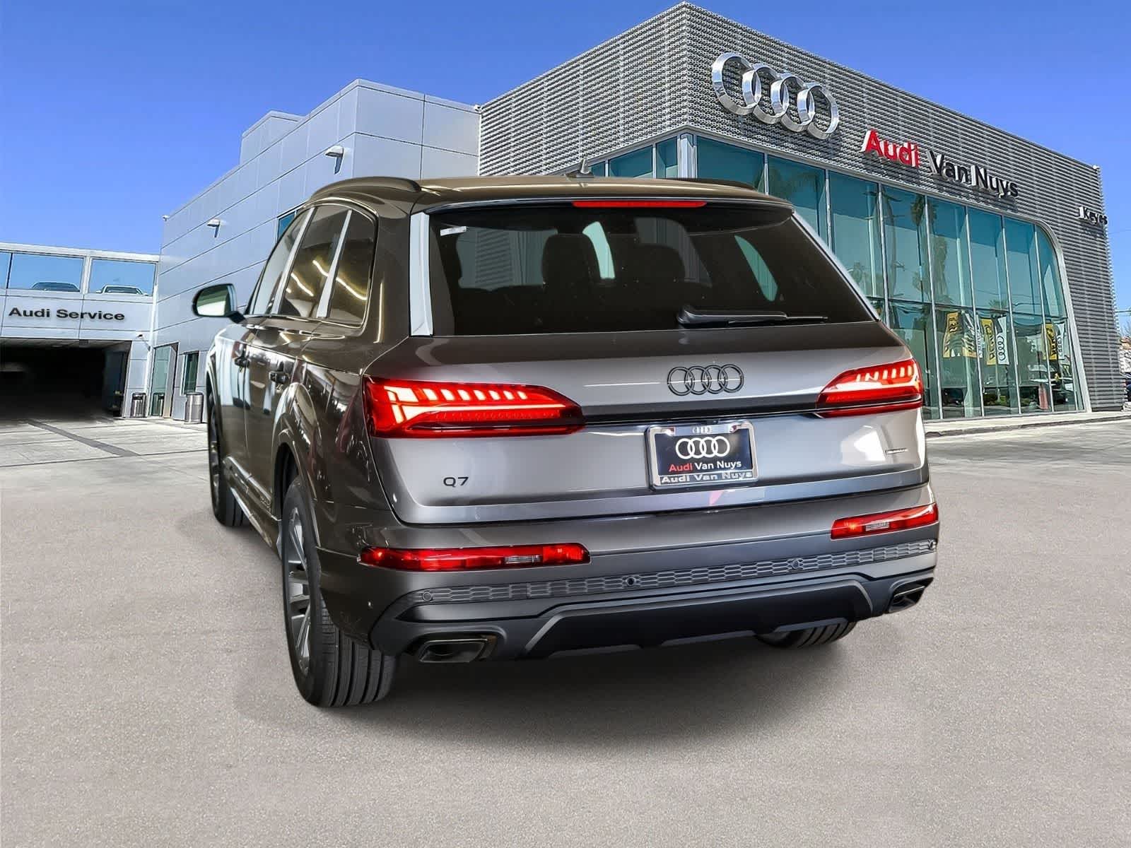 Thumbnail: 2026 Audi Q7 - 6