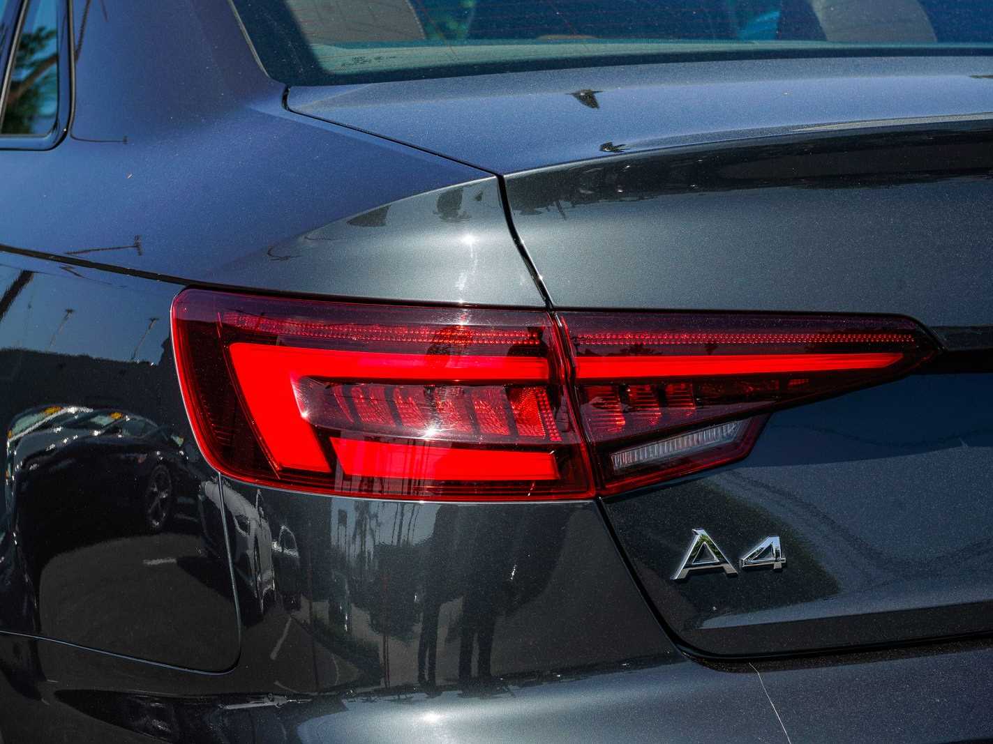 Thumbnail: 2019 Audi A4 - 9