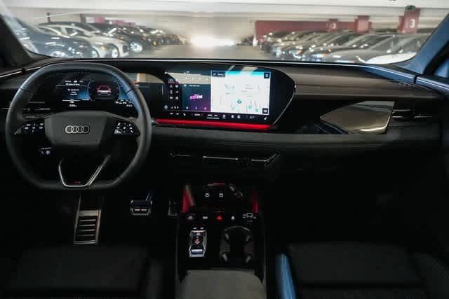 Thumbnail: 2025 Audi SQ6 e-tron - 16