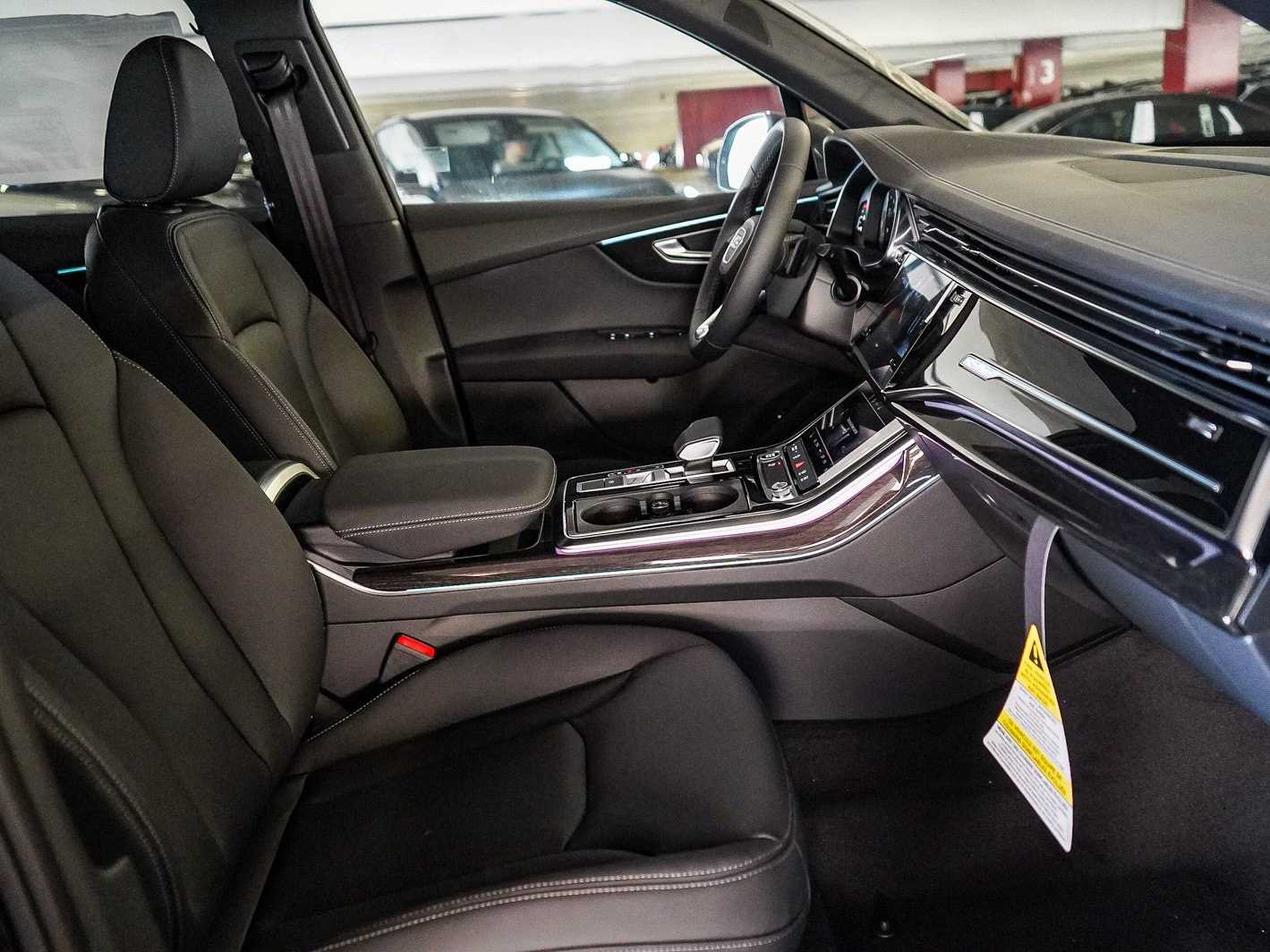 Thumbnail: 2026 Audi Q7 - 17