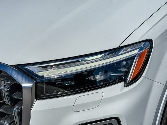 Thumbnail: 2025 Audi Q7 - 10