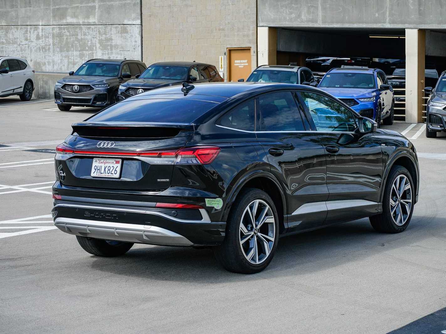 Thumbnail: 2023 Audi Q4 e-tron - 4