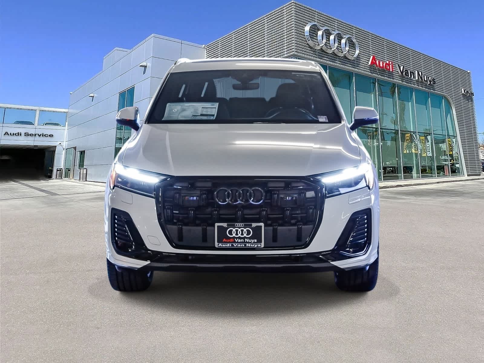 Thumbnail: 2026 Audi Q7 - 2