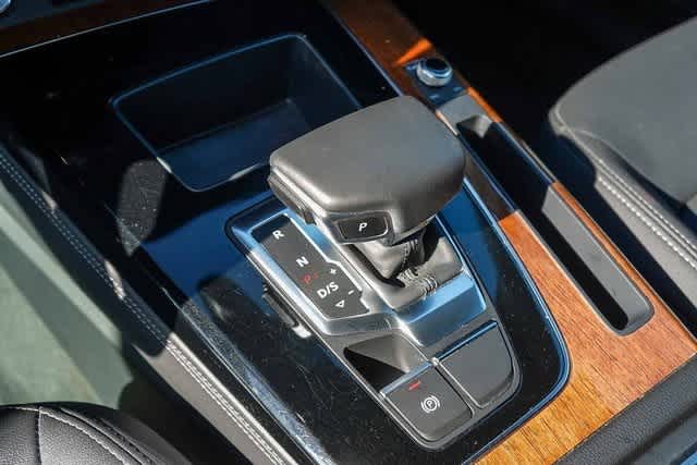 Thumbnail: 2022 Audi Q5 - 22