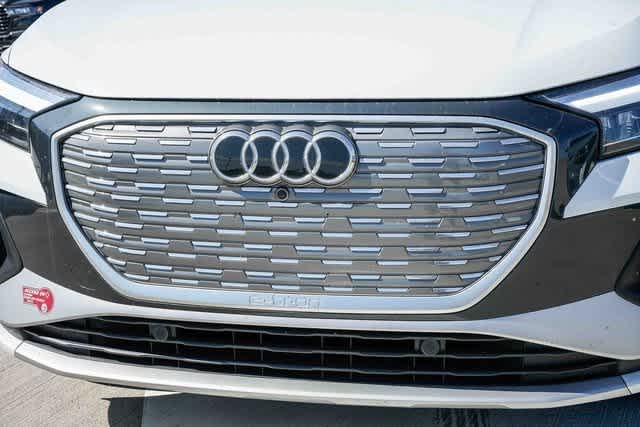 Thumbnail: 2023 Audi Q4 e-tron - 8