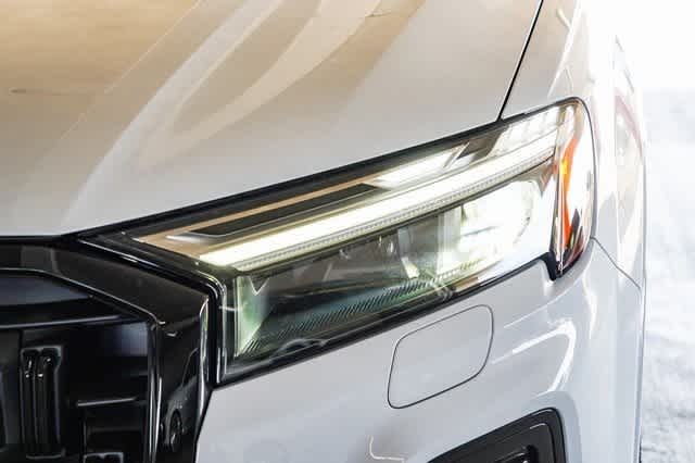 2025 Audi Q7 Premium Plus 8