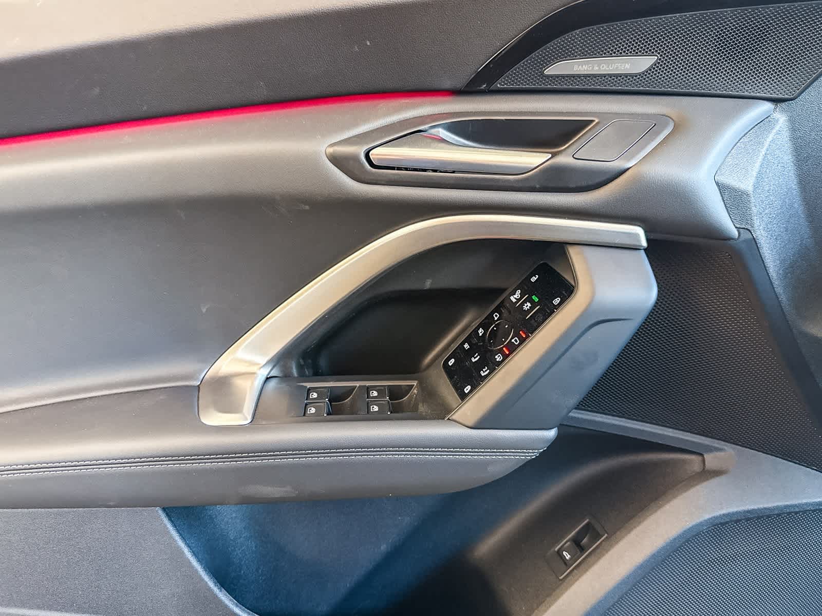 Thumbnail: 2025 Audi Q5 - 22