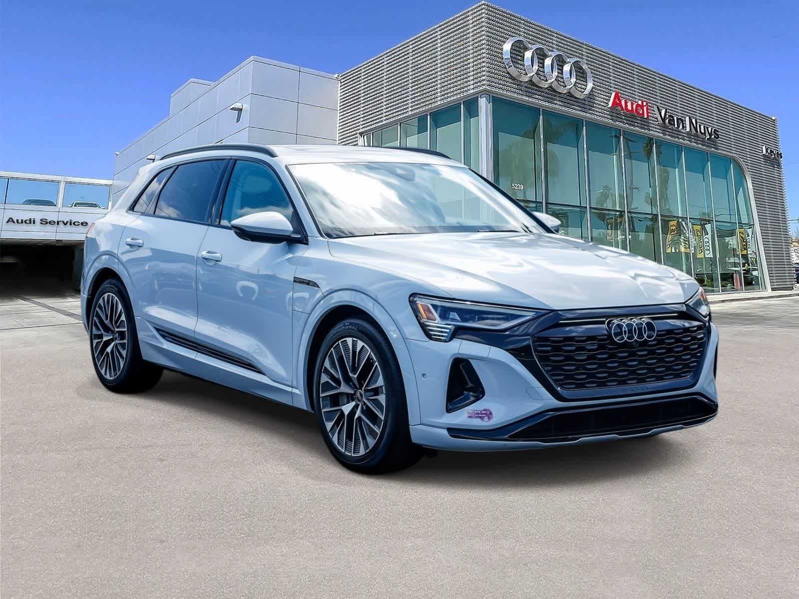 Thumbnail: 2024 Audi Q8 e-tron - 5