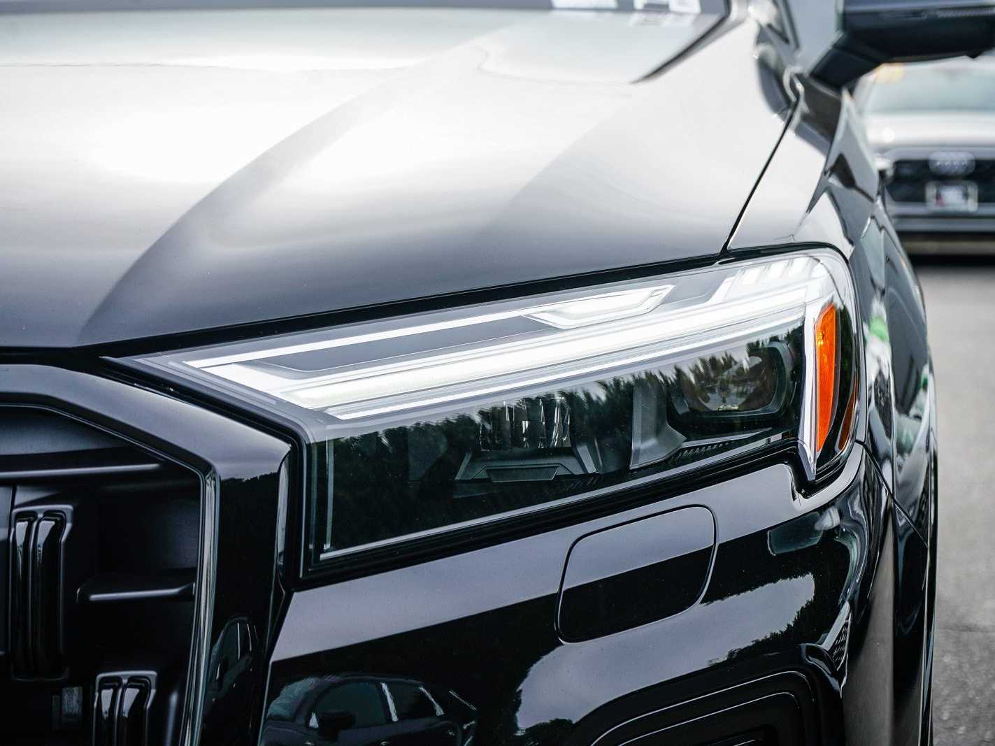 Thumbnail: 2026 Audi Q7 - 7