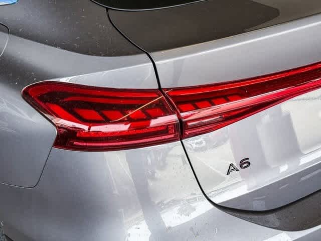 Thumbnail: 2025 Audi e-tron S - 7