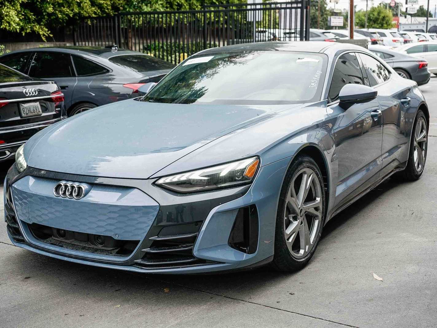 2023 Audi e-tron GT Premium Plus -
                  Sherman Oaks, CA