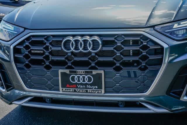 Thumbnail: 2022 Audi Q5 - 8