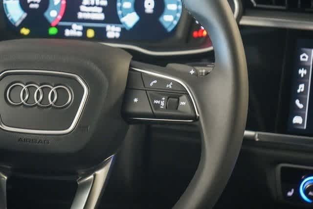 Thumbnail: 2025 Audi Q3 - 20