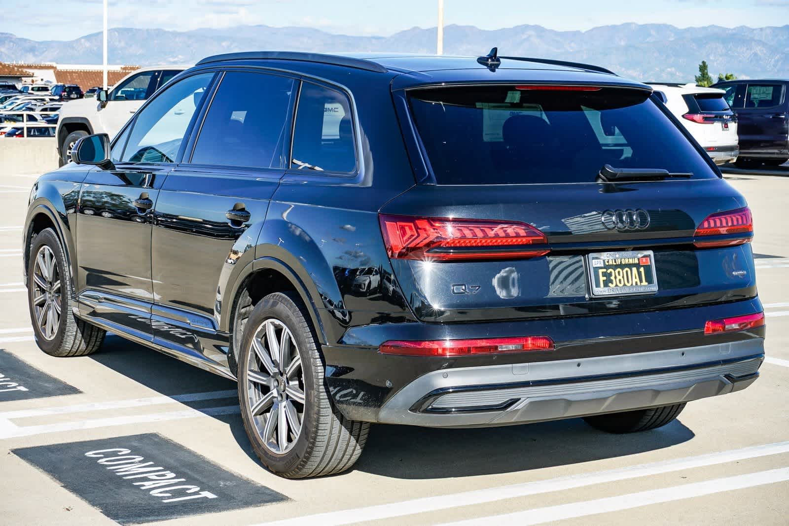 Thumbnail: 2023 Audi Q7 - 2