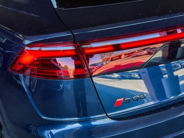 Thumbnail: 2026 Audi SQ8 - 7