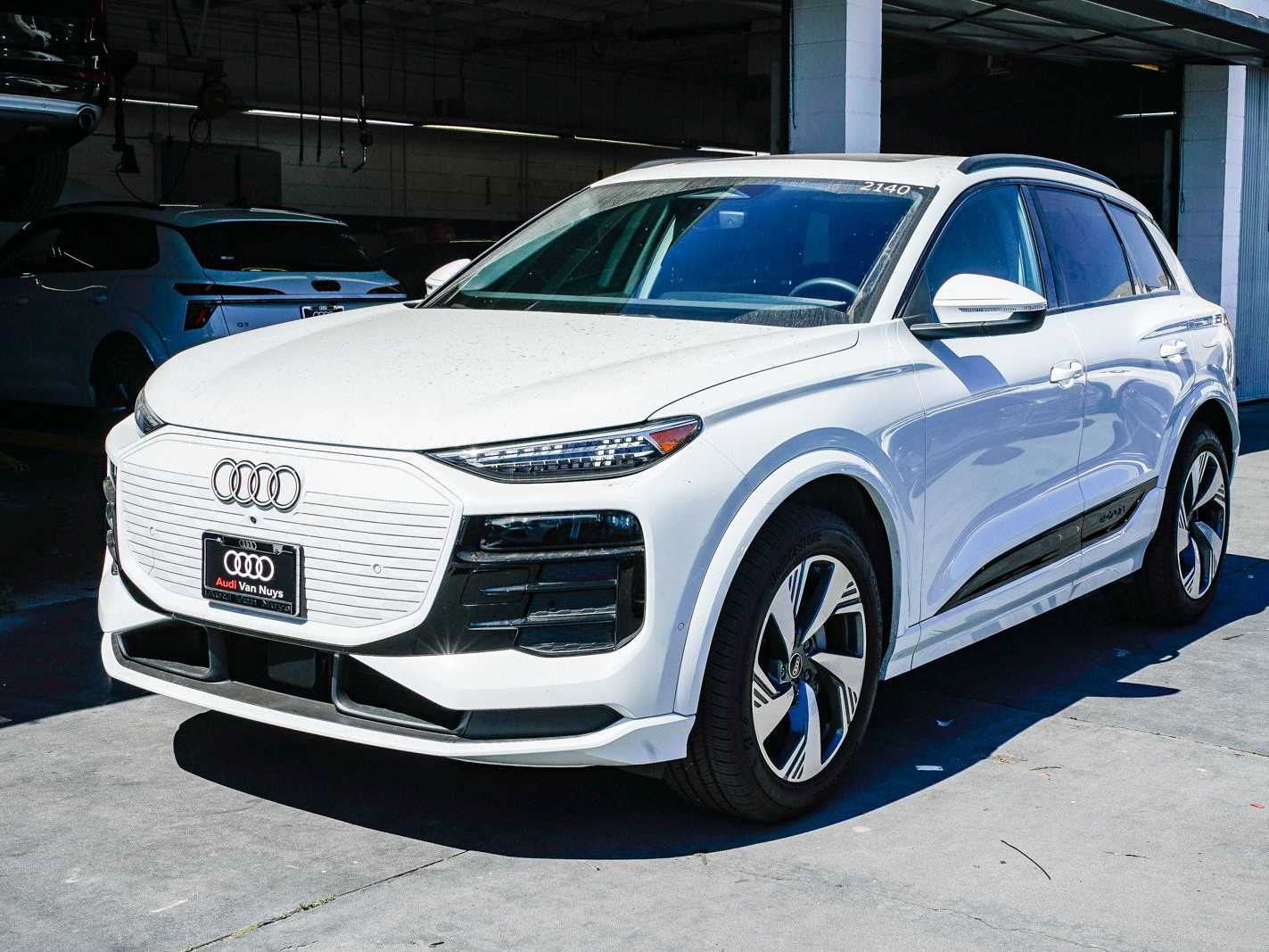 2025 Audi Q6 e-tron Premium Plus -
                  Sherman Oaks, CA