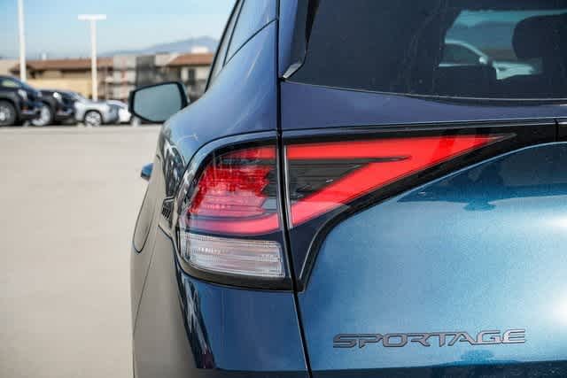 Thumbnail: 2025 Kia Sportage - 9