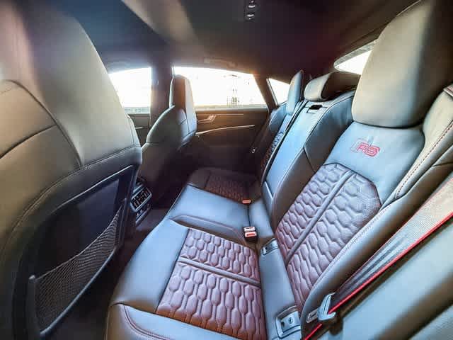 Thumbnail: 2026 Audi RS 7 - 18