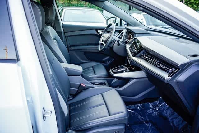 2024 Audi Q4 e-tron Premium 16