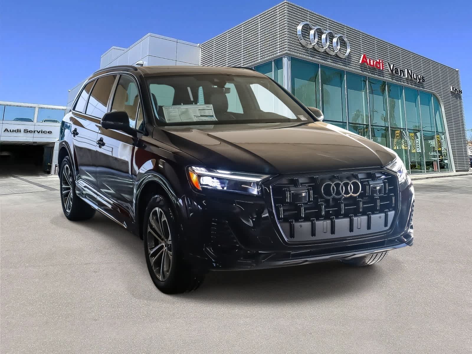 Thumbnail: 2026 Audi Q7 - 3