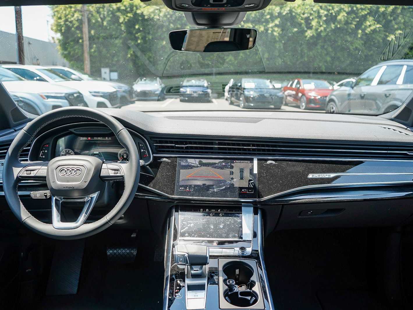 Thumbnail: 2026 Audi Q7 - 12
