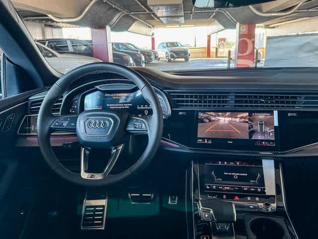 Thumbnail: 2026 Audi SQ8 - 13