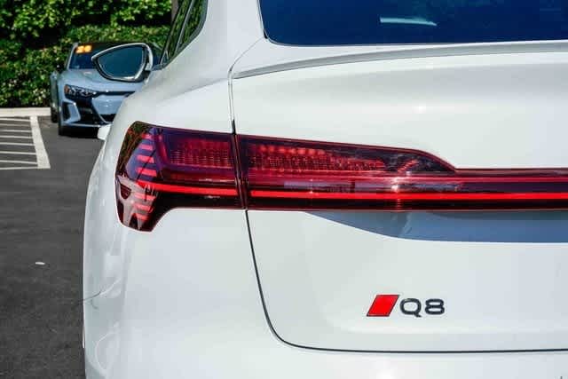 Thumbnail: 2024 Audi Q8 e-tron - 9