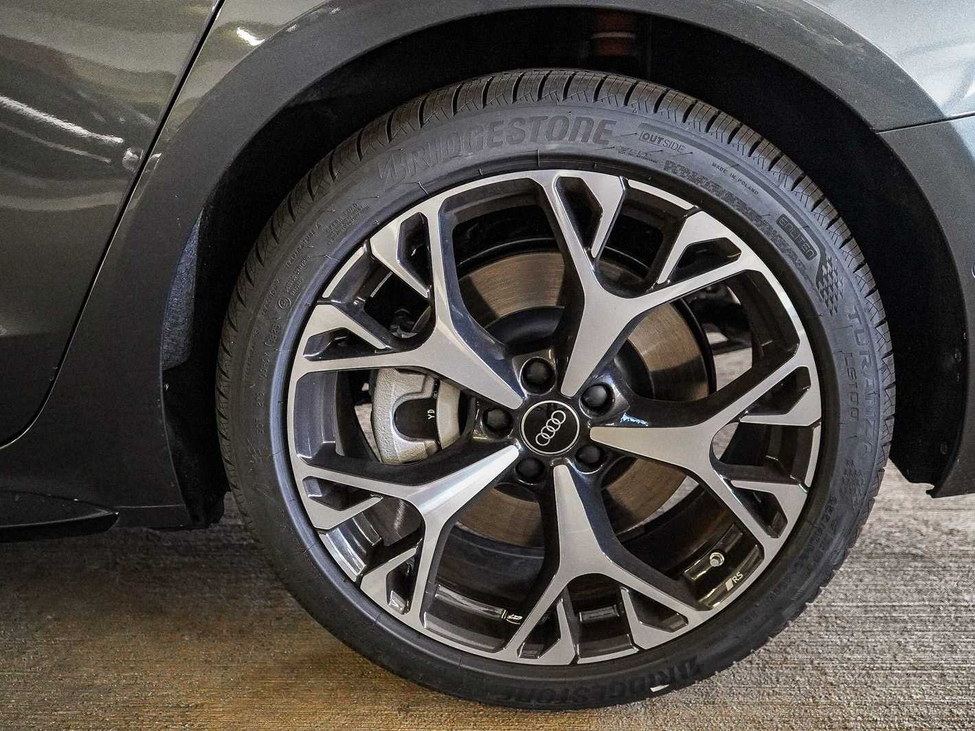 Thumbnail: 2026 Audi A6 - 8