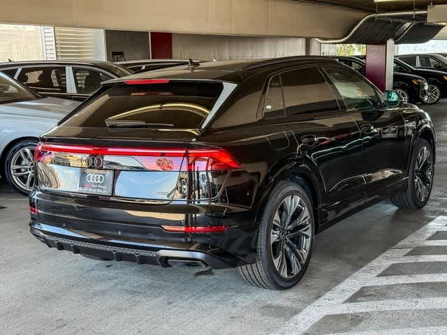 Thumbnail: 2026 Audi Q8 - 4