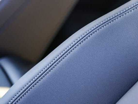 Thumbnail: 2025 Audi Q6 e-tron - 24