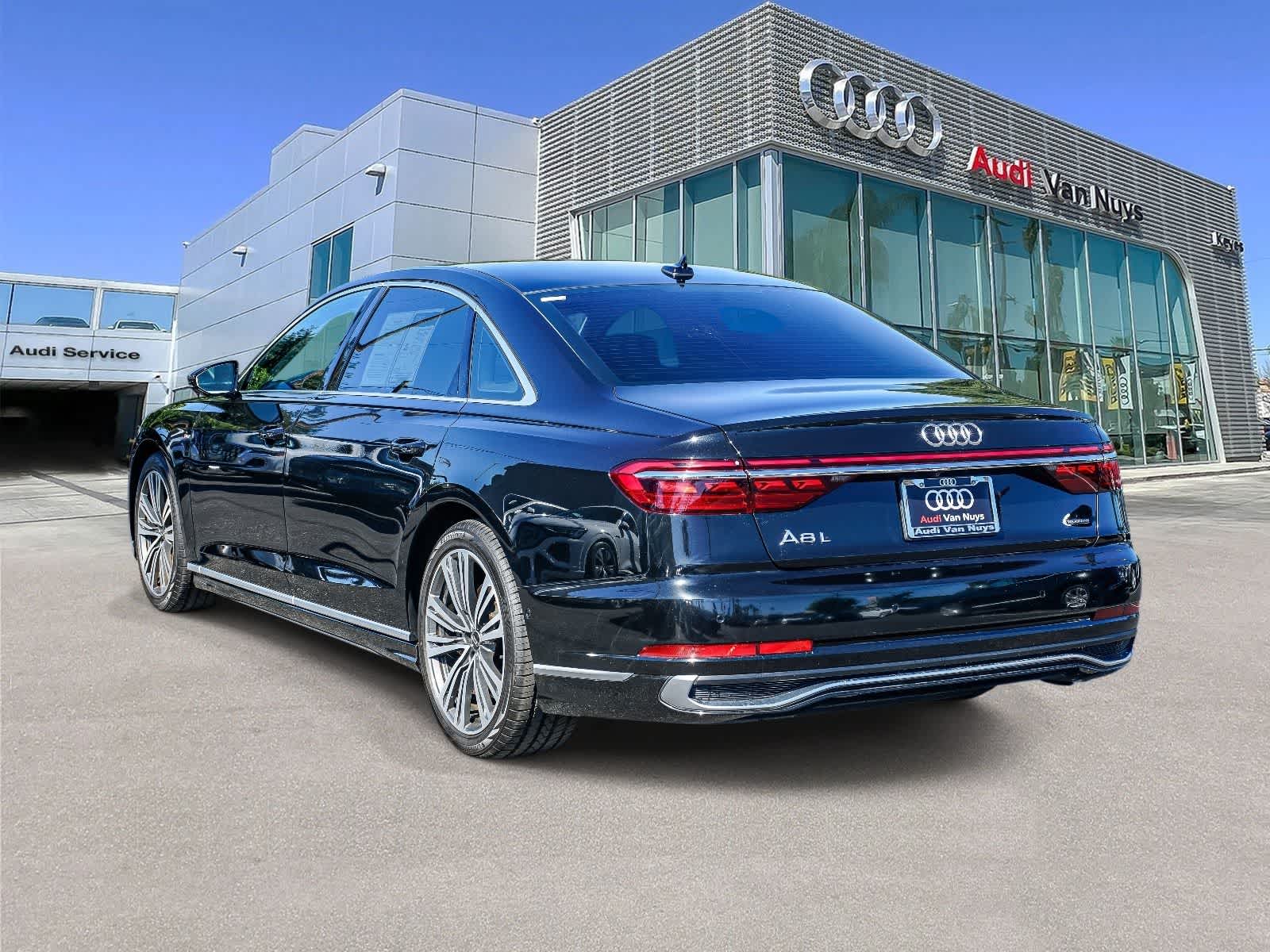 Thumbnail: 2022 Audi A8 - 2