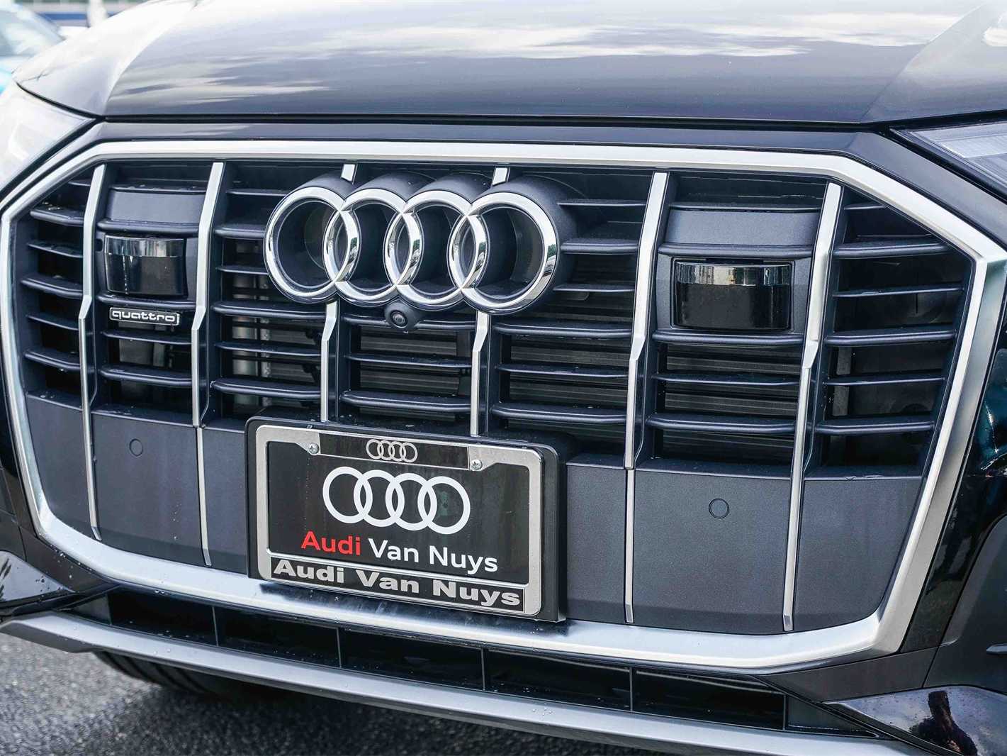 Thumbnail: 2023 Audi Q7 - 8