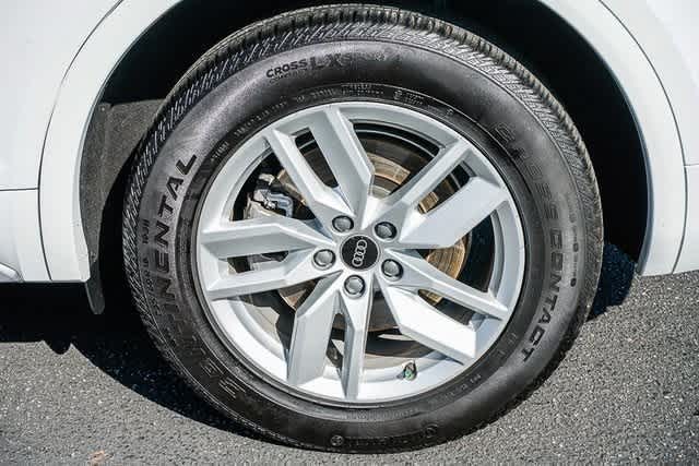 Thumbnail: 2023 Audi Q5 - 10