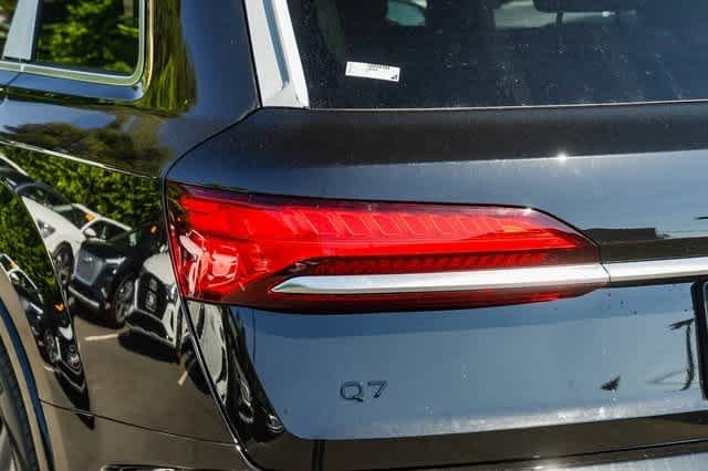Thumbnail: 2025 Audi Q7 - 7