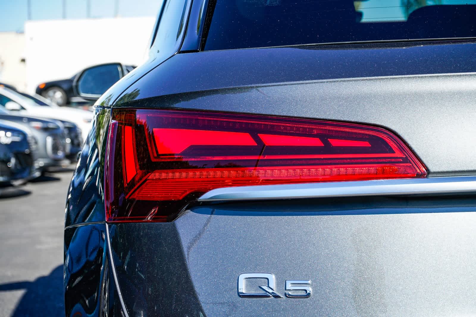 Thumbnail: 2023 Audi Q5 - 9