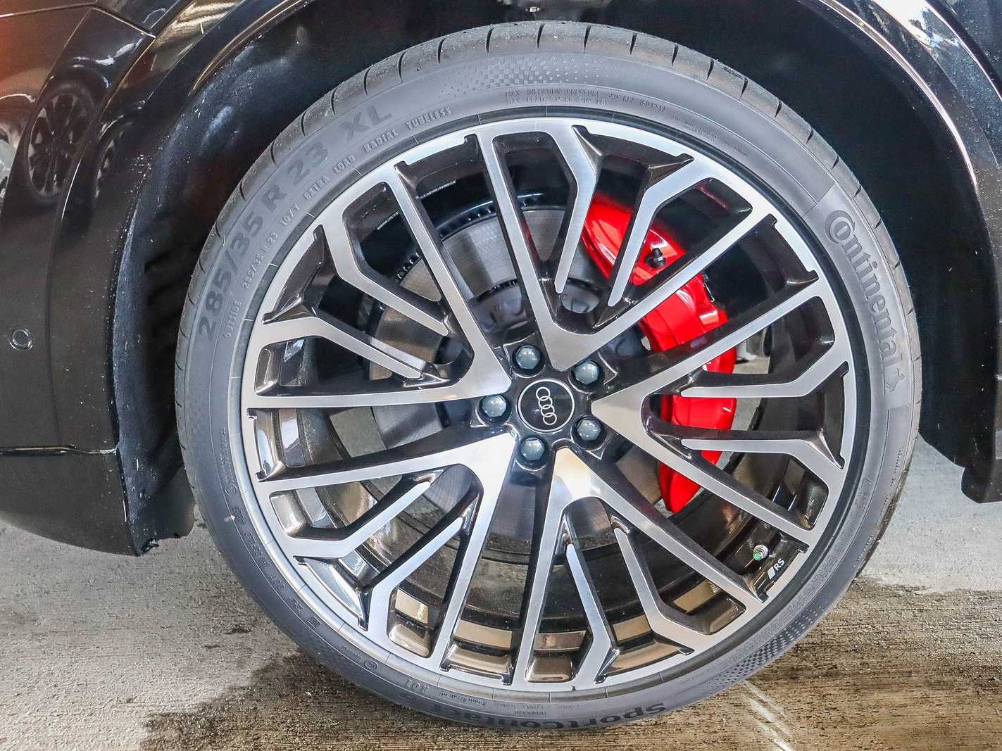 Thumbnail: 2026 Audi SQ8 - 9