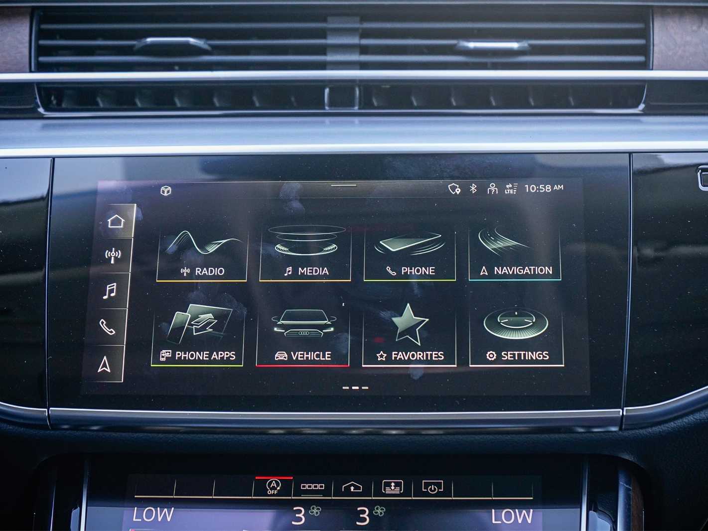 Thumbnail: 2022 Audi A8 - 14